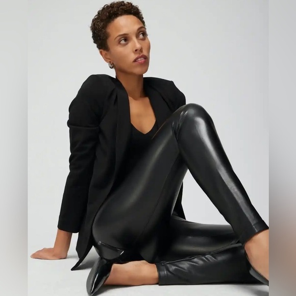 WHBM Vegan Leather Runway Legging Size 14 - Picture 2 of 12